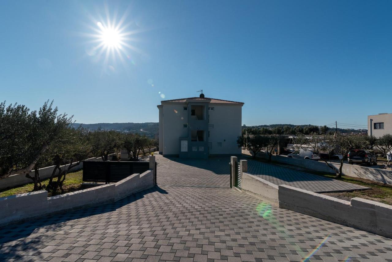 Olea Apartments Trogir Exterior photo