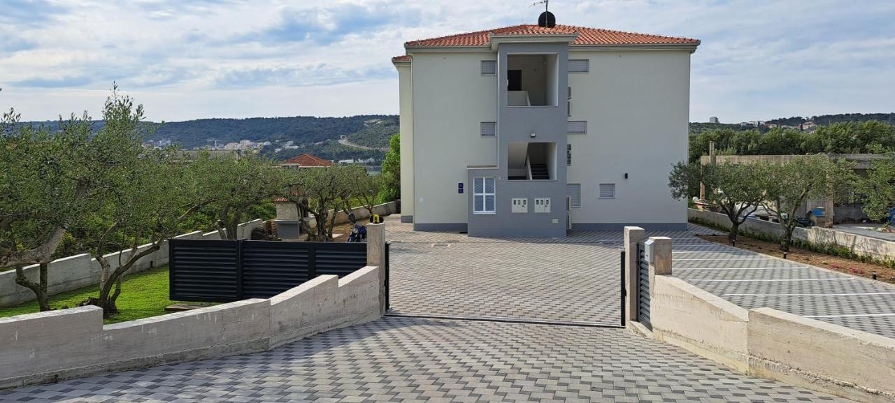 Olea Apartments Trogir Exterior photo