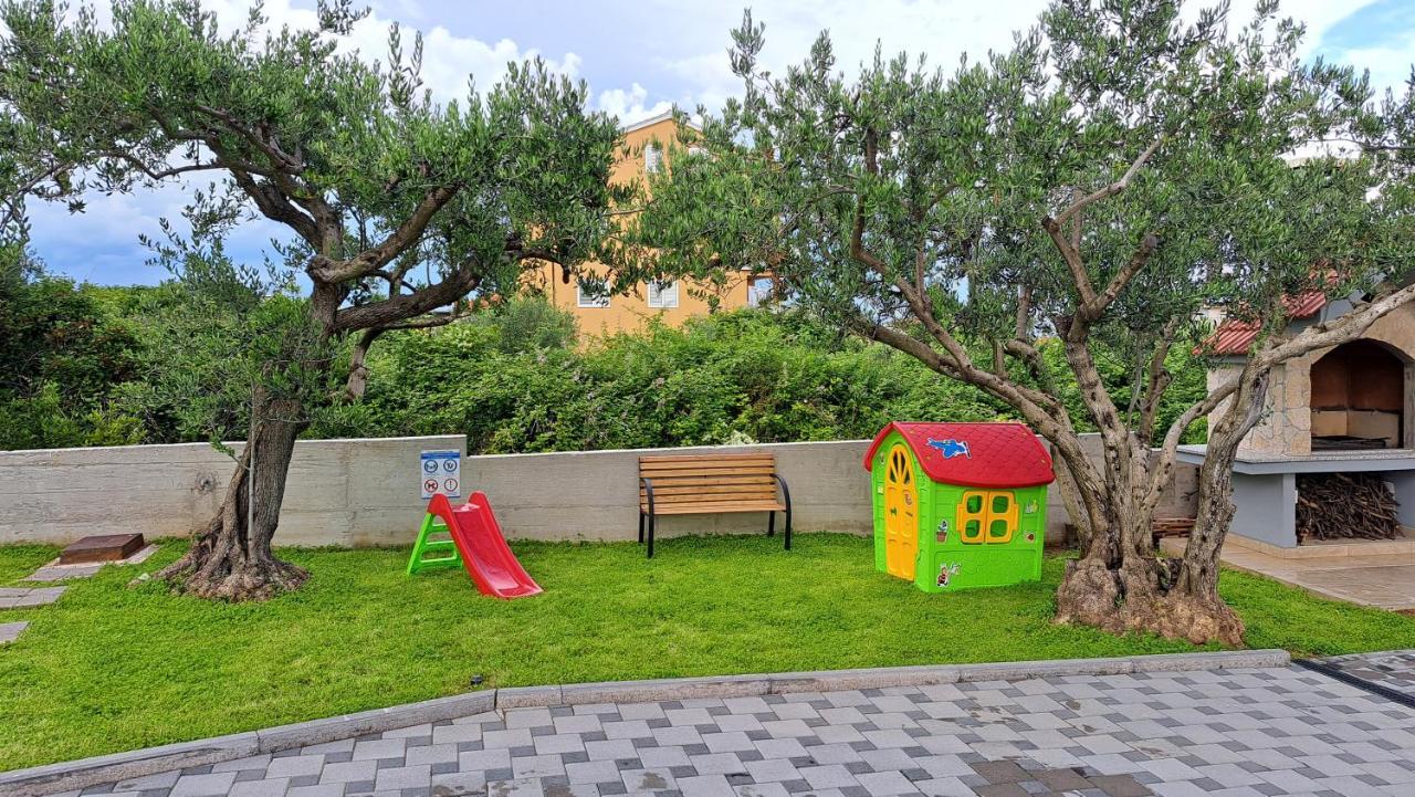 Olea Apartments Trogir Exterior photo